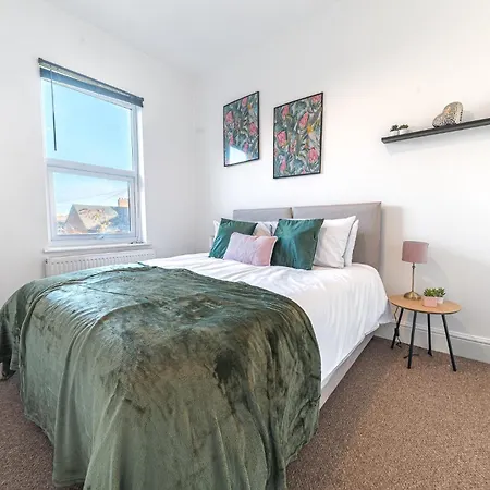 Spacious 3br In Barrow-in-Furness
